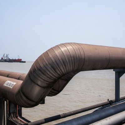 Indian LNG Buyers Embrace US Benchmark to Balance Volatility