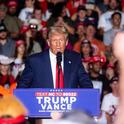 Trump Bets Are Dictating Dollar’s Rally, Says Standard Chartered