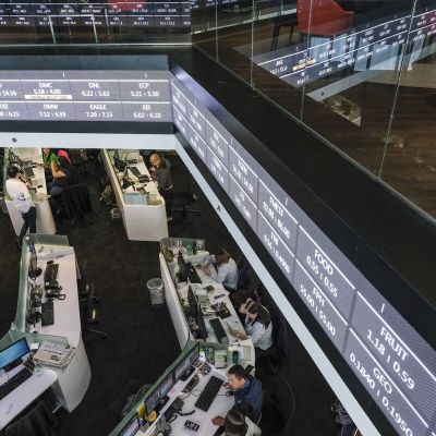 Rate Cut Seen to Power Philippine Stocks Amid Trump Uncertainty