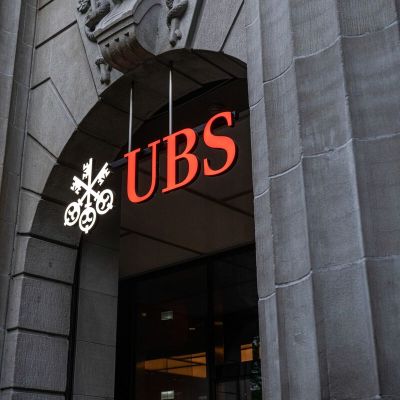 UBS Cuts Bond, Loan Sale Outlook by $235 Billion on Trade Tumult