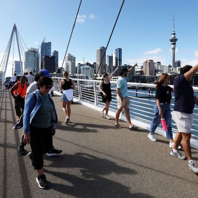 New Zealand Business Confidence Slumps to 9-Month Low on Tariffs
