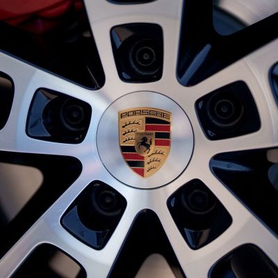 Porsche Braces for Sales Dip Over Trump’s Tariff Chaos