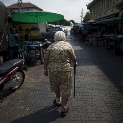 Thailand Plans Early Retirement Program to Reduce Civil Servants