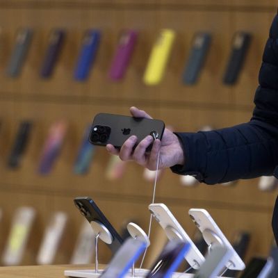 Trump Wants Apple to Stop Moving iPhone Production to India