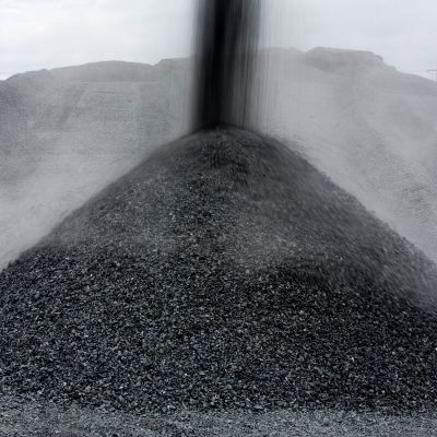 Kazakhstan Weighs Commodity Export Duties to Narrow Budget Gap