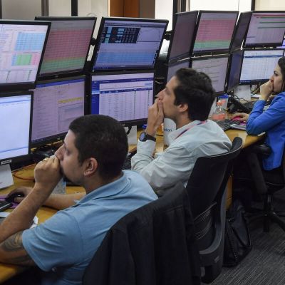 Quants Chasing Trends in Exotic Markets Hit by Commodity Turmoil