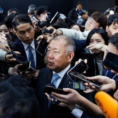 Hyundai’s Chung Warns Tough Year Ahead for Global Auto Industry