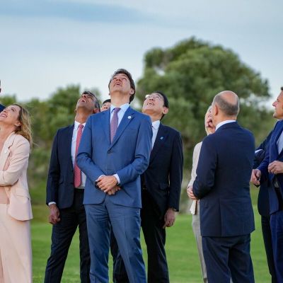 Central Banks Stuck With Fallout as G-7 Leaders Fall