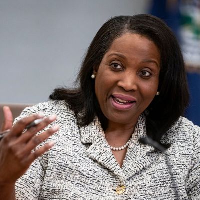 Trump Can’t Fire Fed Governor Lisa Cook for Now, Judge Says