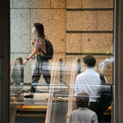 Japan’s Gender Pay Gap Seen Higher Than OECD Peers Through 2054
