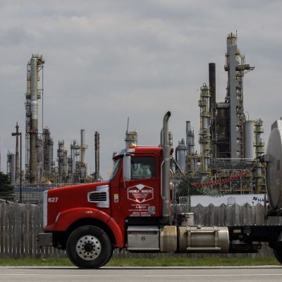 Enbridge Preps Pipeline Buildout for Trump-Driven Drilling Boom