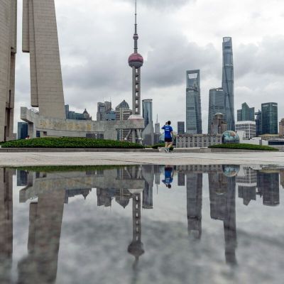 China Urges Banks to Curb Exposure to US Treasuries