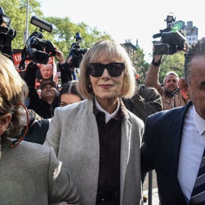 Trump Says Carroll Shouldn’t Get $5 Million Before Verdict Final