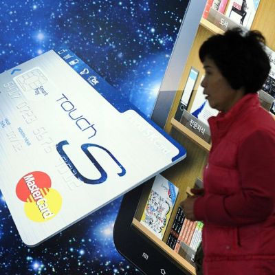 Fintechs Ramp Up Advertising Spending to Appeal to Wider Market