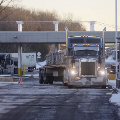 Quebec Premier Talks With Trump and Musk on Trade and Tariffs