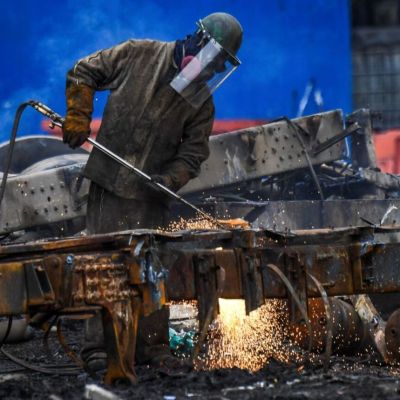 Junk Bonds at Risk as Emerging Markets Brace for ‘Trumponomics’