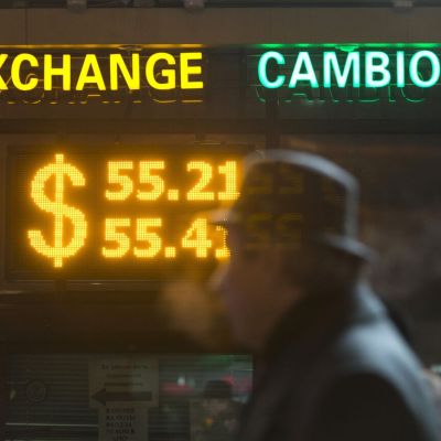 Threat to US Exceptionalism Spurs Rush for Emerging Local Bonds