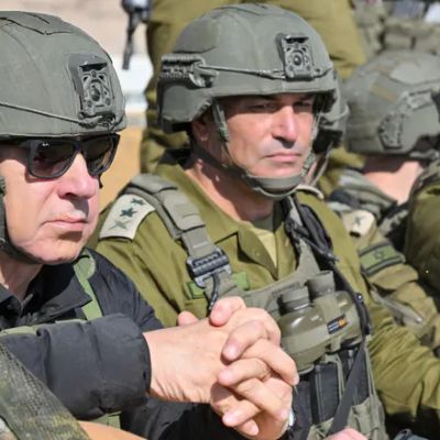 Watch: PM Netanyahu visits buffer zone in Syria