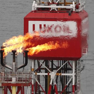 Lukoil Declares Force Majeure at Iraqi Oilfield Following Western Sanctions