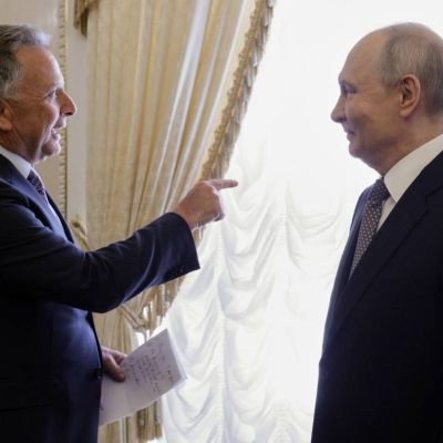 Russia 'ready' to resume trilateral talks but cool on Ukraine deal