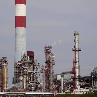 Oil Gains on Upbeat China Data; Greenland in the Spotlight