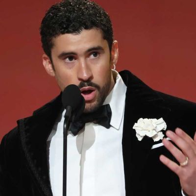 Bad Bunny engaged? Ring on rapper’s finger sparks buzz