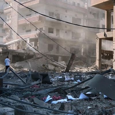 Middle East Conflict Flares Amid Peace Talks: Iran Targets US Base After Goruk, Qeshm Bombing