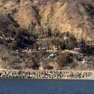 California wildfires: ABC7 gets firsthand look at Palisades Fire devastation from the ocean