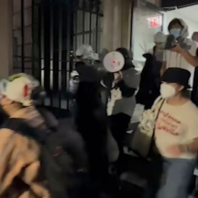 3 pro-Palestinian student protesters to meet with Barnard president, dean following sit-in