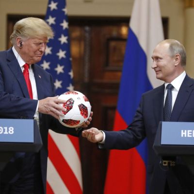 Trump Says Meeting With Putin Now Could Be a ‘Waste’