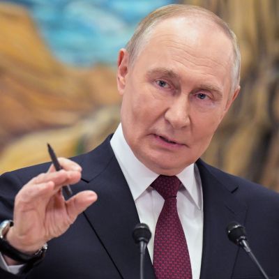 Putin Doubles Down on Demand for Ukrainian Territory