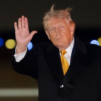 Trump Gets Tiny Islands to Agree to Take Asylum-Seekers