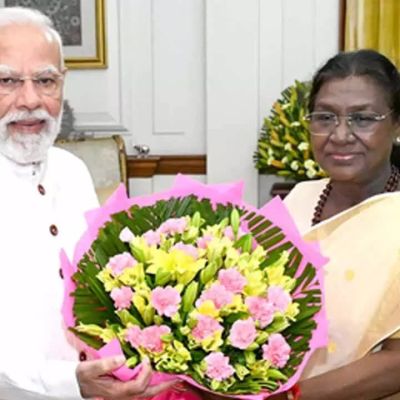PM Modi’s tenure distinguished by far-reaching advancements: Prez Murmu extends greetings
