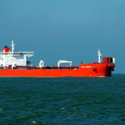 France Detains Russian-Linked Oil Tanker in Atlantic Ocean in ‘Borderline Piracy’ Act