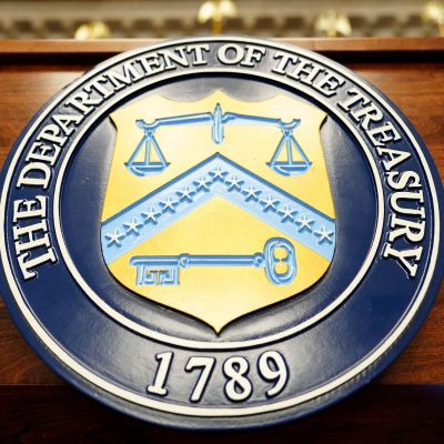 Trump Moves to Pull Schools’ Tax-Exempt Status Over DEI