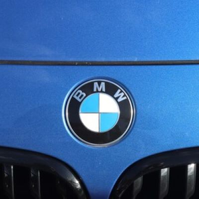Opposition leaders slam Lokpal after it floats tender to buy 7 BMW cars