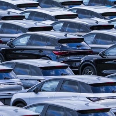 India’s retail auto sales rise 25% in Feb on tax-cut boost, seasonal demand
