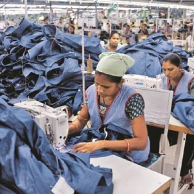 Indian textile exporters turn to EU, offer discounts amid high US tariffs