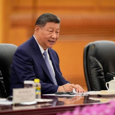 China’s Xi seeks to boost investment, deepen economic ties with Russia