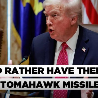 Zelensky Offers Ukrainian Drones For Tomahawk Missiles, Trump Prefers US Being “Stocked Up” | 4K