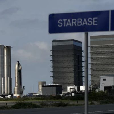 SpaceX to offer insider shares at record-setting valuation of up to $800 bn