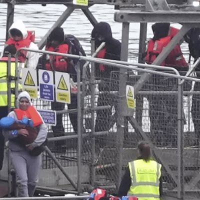 UK Records Second-Highest Channel Migrant Crossings in 2025 | Sada Elbalad