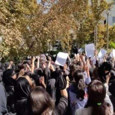 Iran Cuts Internet Access as Supreme Leader Warns Protesters | Sada Elbalad
