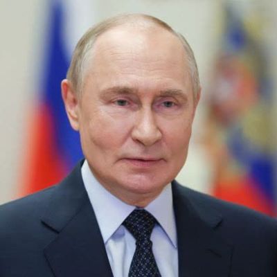 Putin urges oligarchs to fund war | News.az