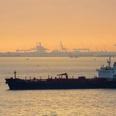 Oil prices rise for fifth session as Iran war threatens global supply