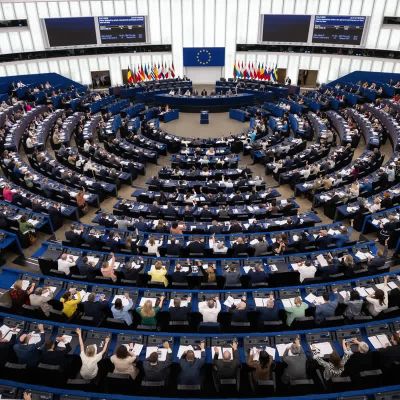 European Parliament resolution highlights Serbia’s lack of progress, calls for respect of values