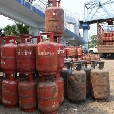 Jet fuel, commercial LPG get costlier from September 1; ATF up Rs 6.28, LPG Rs 9.50