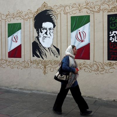 Iran vows retaliation as US expands sanctions, threatens economic lifeline
