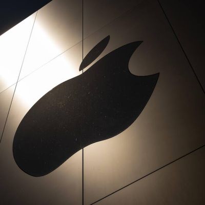 Apple to tighten Mac data controls against AI agents and third-party apps
