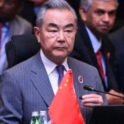 Beijing Hits Back At Trump’s 100% Tariff Threats, Urges Peace Talks To End Russia-Ukraine War